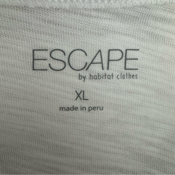 Escape sweater - Picture 5 of 5
